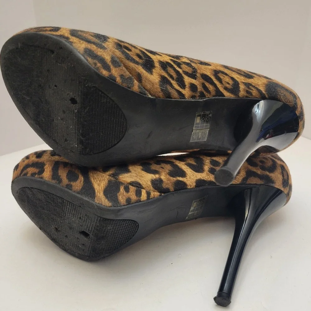 Olsenboye Platform High Heels Women's Sz 8M Leopard Animal‎ Print Mob Wife Shoes